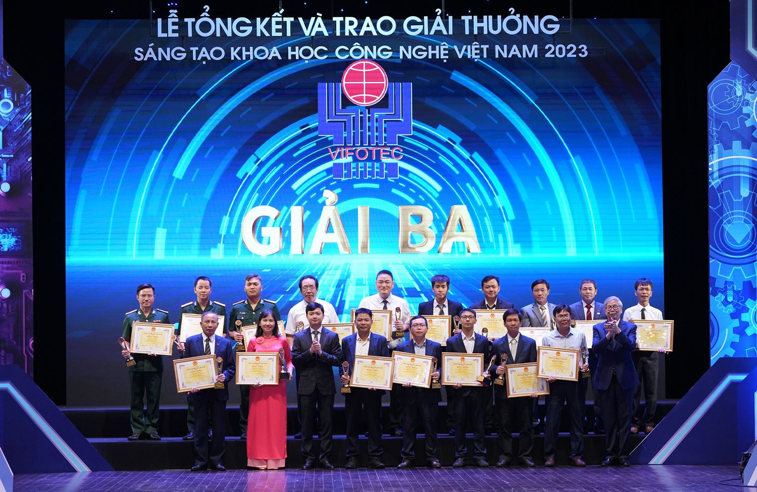 Giảng viên Trường Đại học Hồng Đức vinh dự nhận giải thưởng sáng tạo khoa học - công nghệ Việt Nam